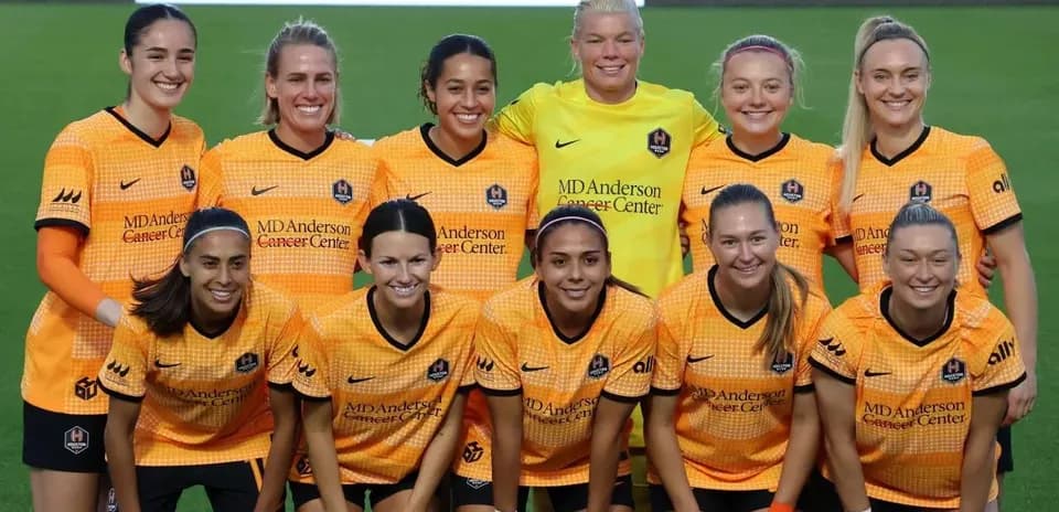 Jugadoras de Houston Dash posando para la foto