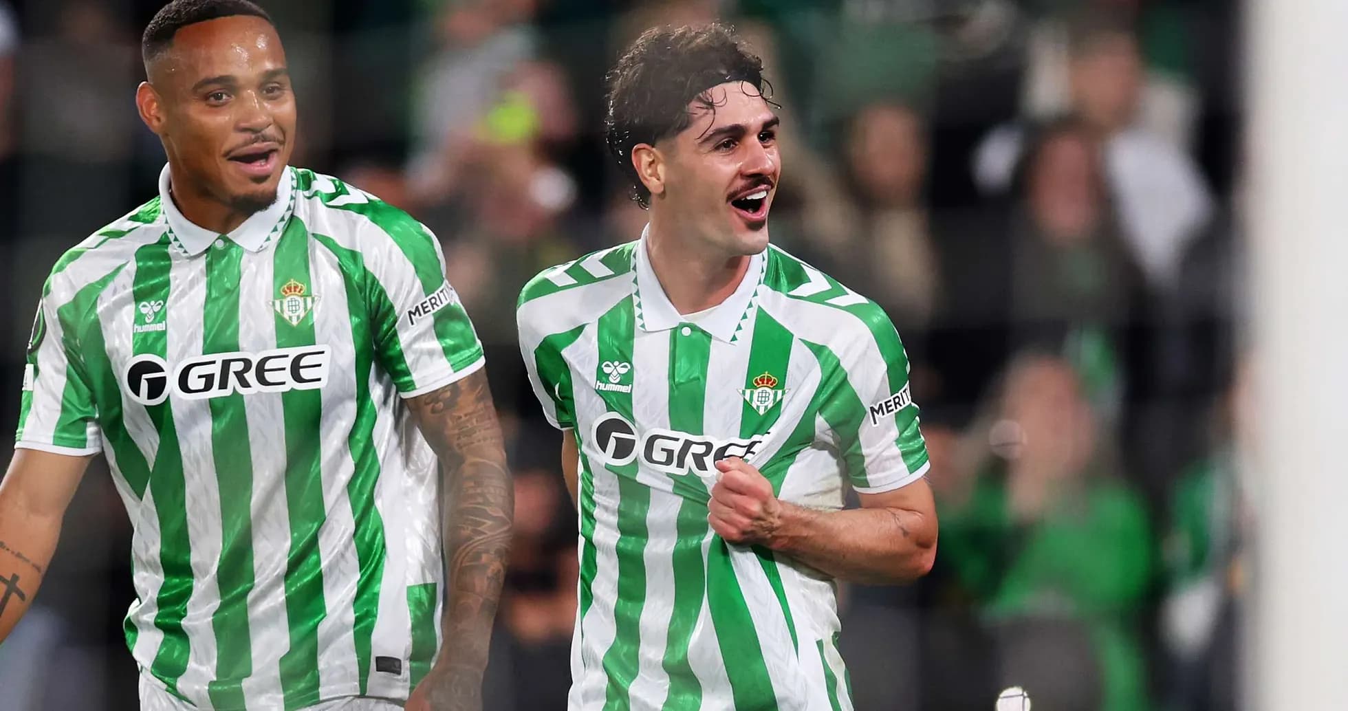 Jugadores de Real Betis celebrando un gol