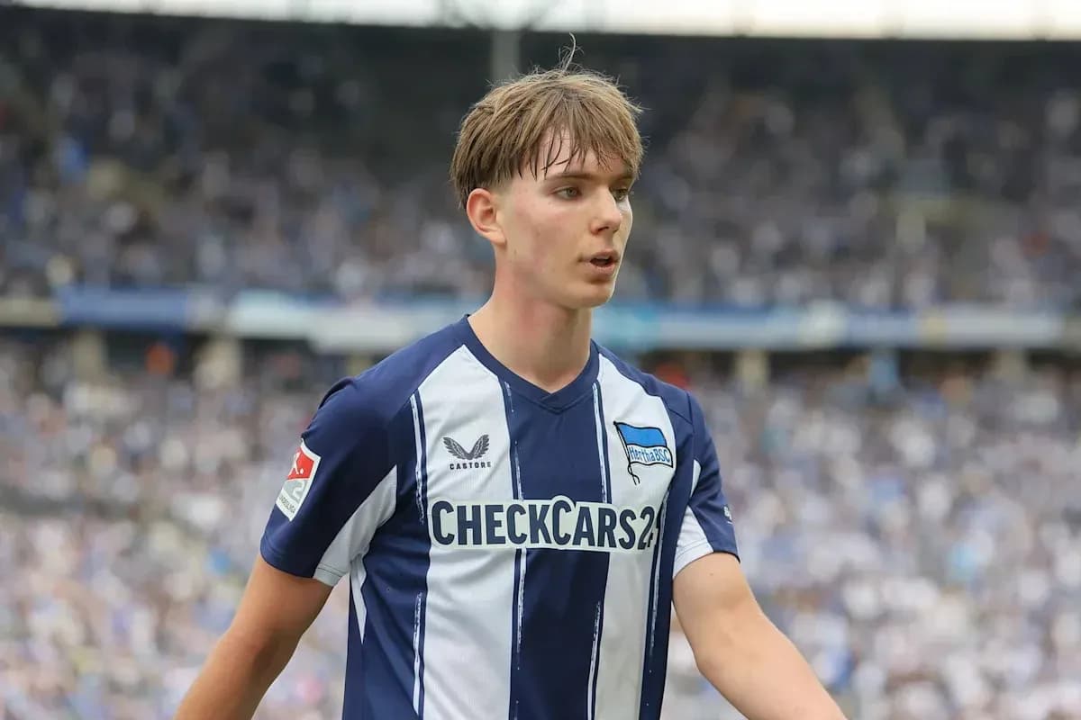 Jugador de Hertha BSC en acción durante partido