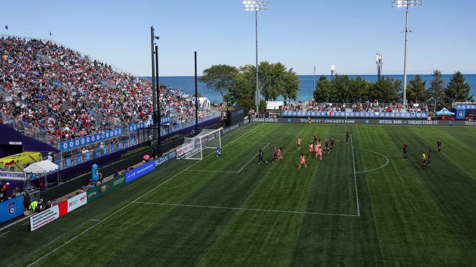 Partido de fútbol entre Kansas City y Chicago