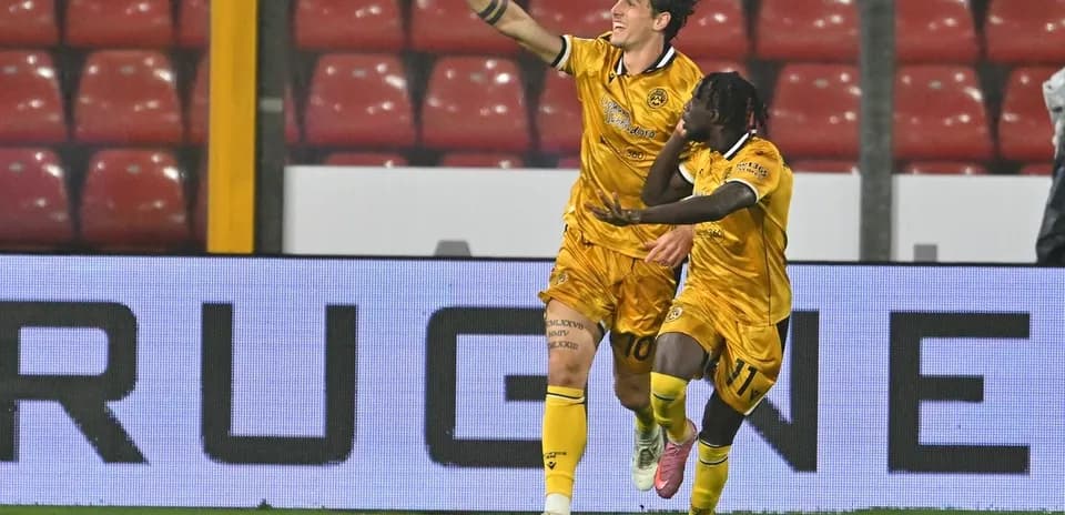 Jugadores de Udinese celebrando un gol