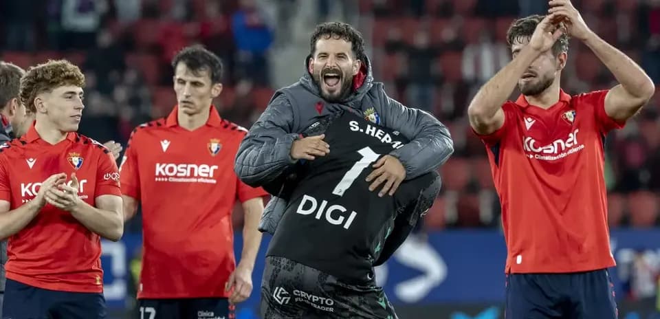 Jugadores de Osasuna celebrando una victoria