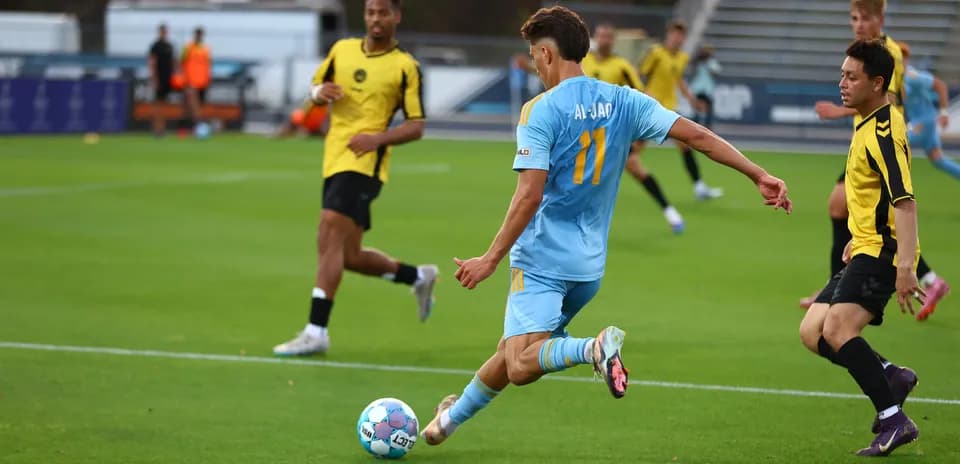 Jugador de Sporting JAX en acción contra Charleston Battery