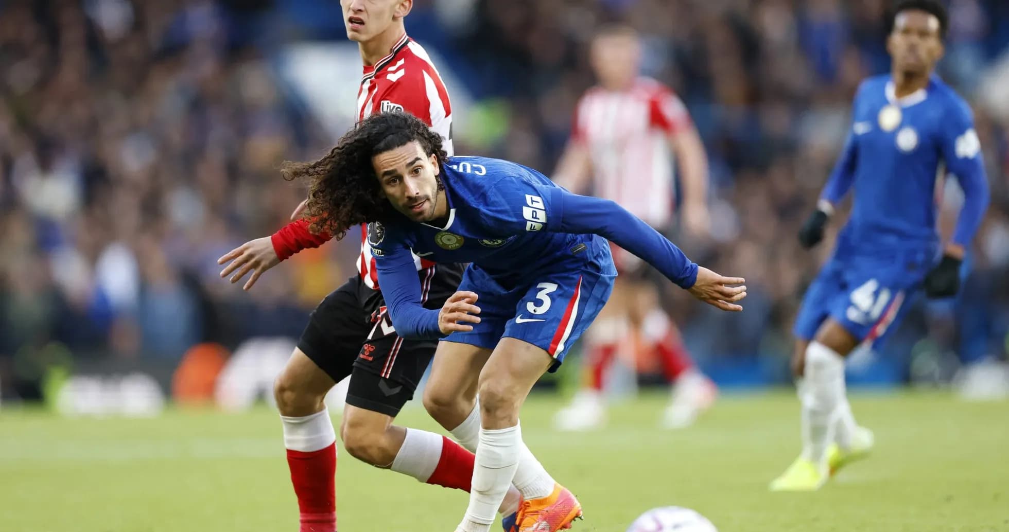 Jugador de Chelsea en acción contra Sunderland