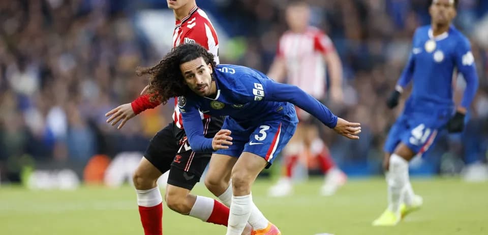 Jugador de Chelsea en acción contra Sunderland