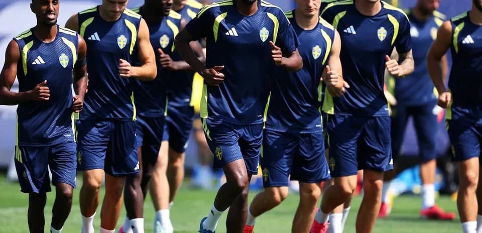 Jugadores de Suecia entrenando para el Mundial