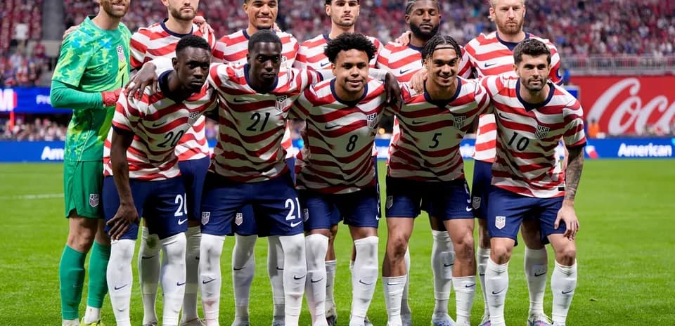 Equipo de Estados Unidos posando para foto