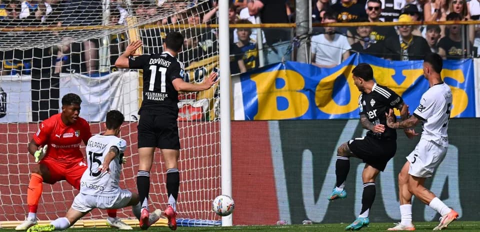 Gol de Parma contra Como en Serie A