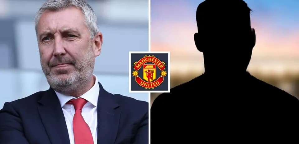 Entrenador de Manchester United junto a silueta de jugador