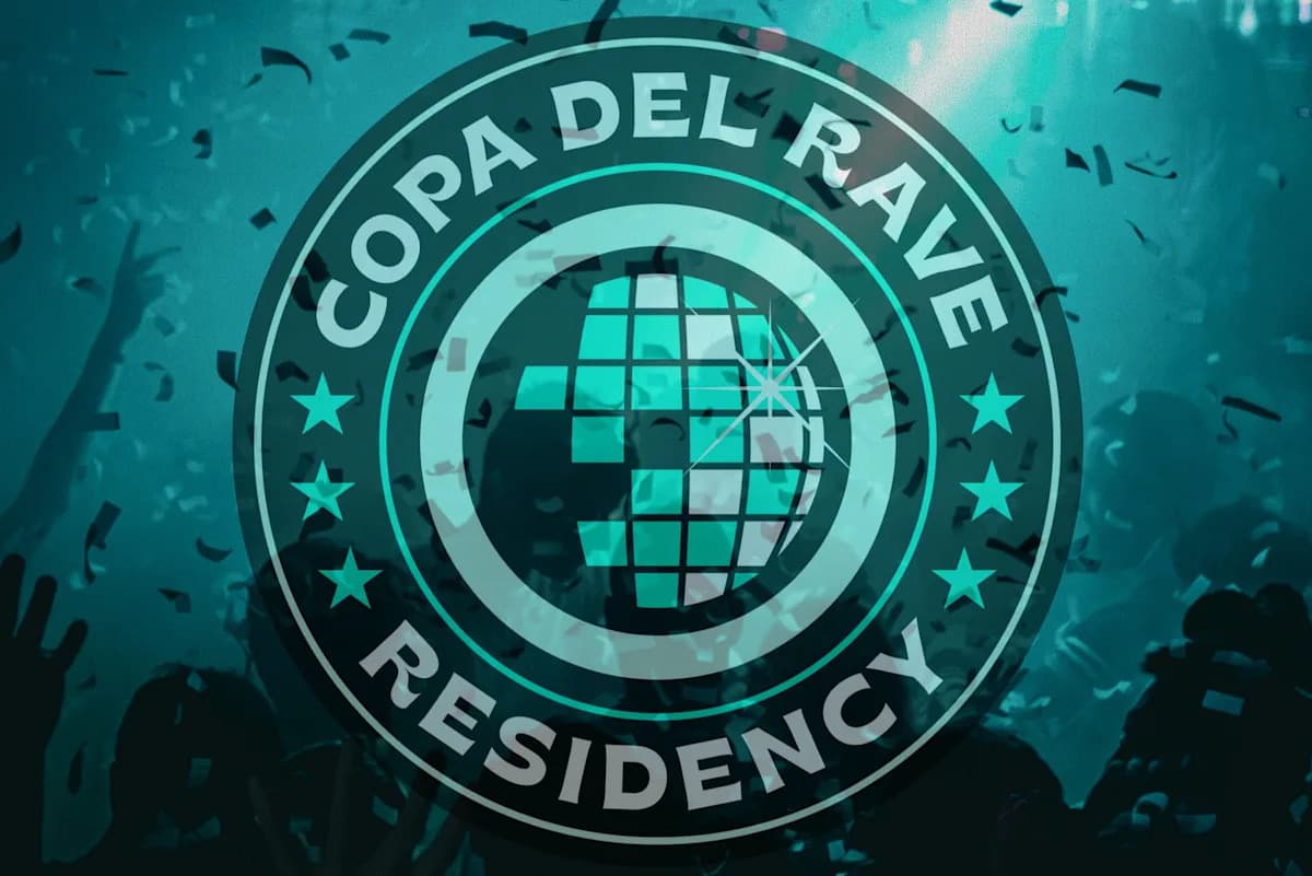 Logotipo de Copa del Rave con fondo festivo