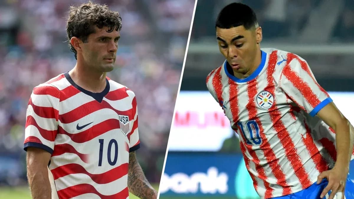 Jugadores de Estados Unidos y Paraguay en acción