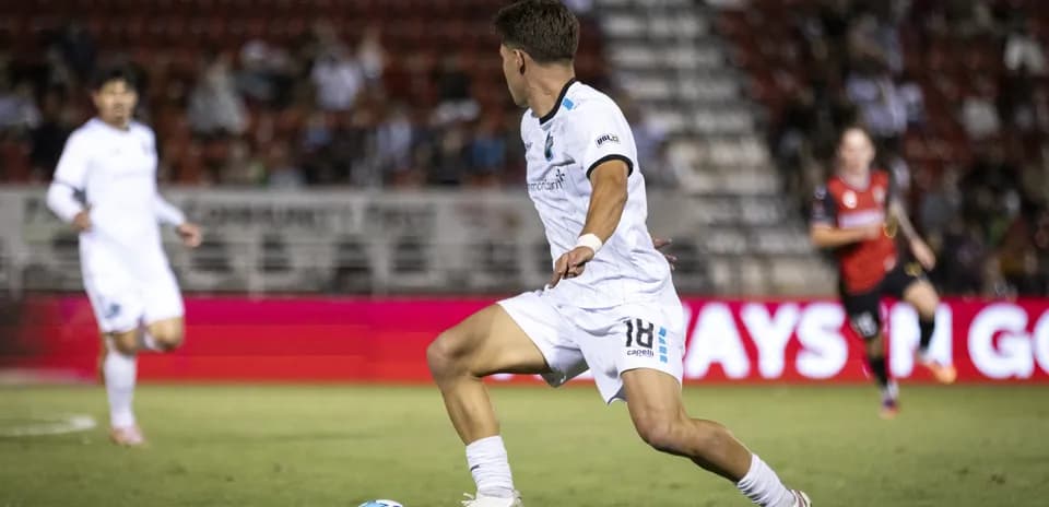 Jugador de Colorado Springs en acción durante el partido