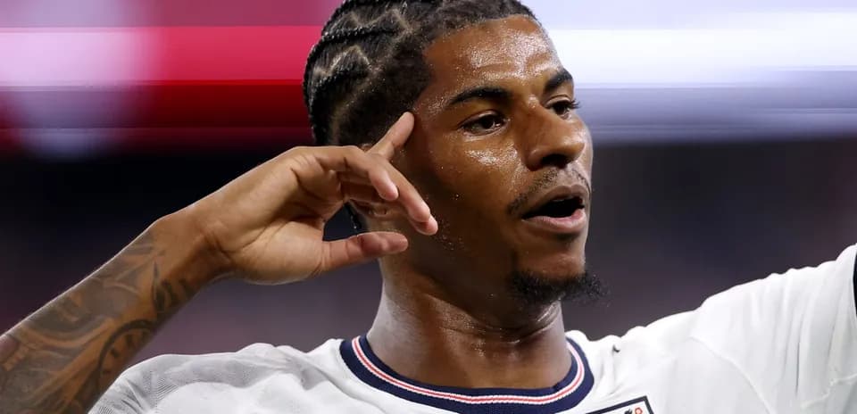 Jugador de Inglaterra celebrando durante un partido