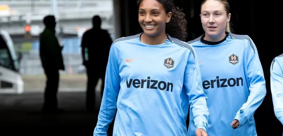Jugadoras de Houston Dash en uniforme