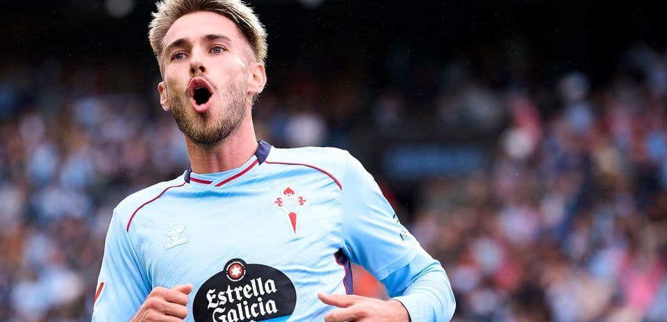 Jugador de Celta de Vigo celebrando un gol