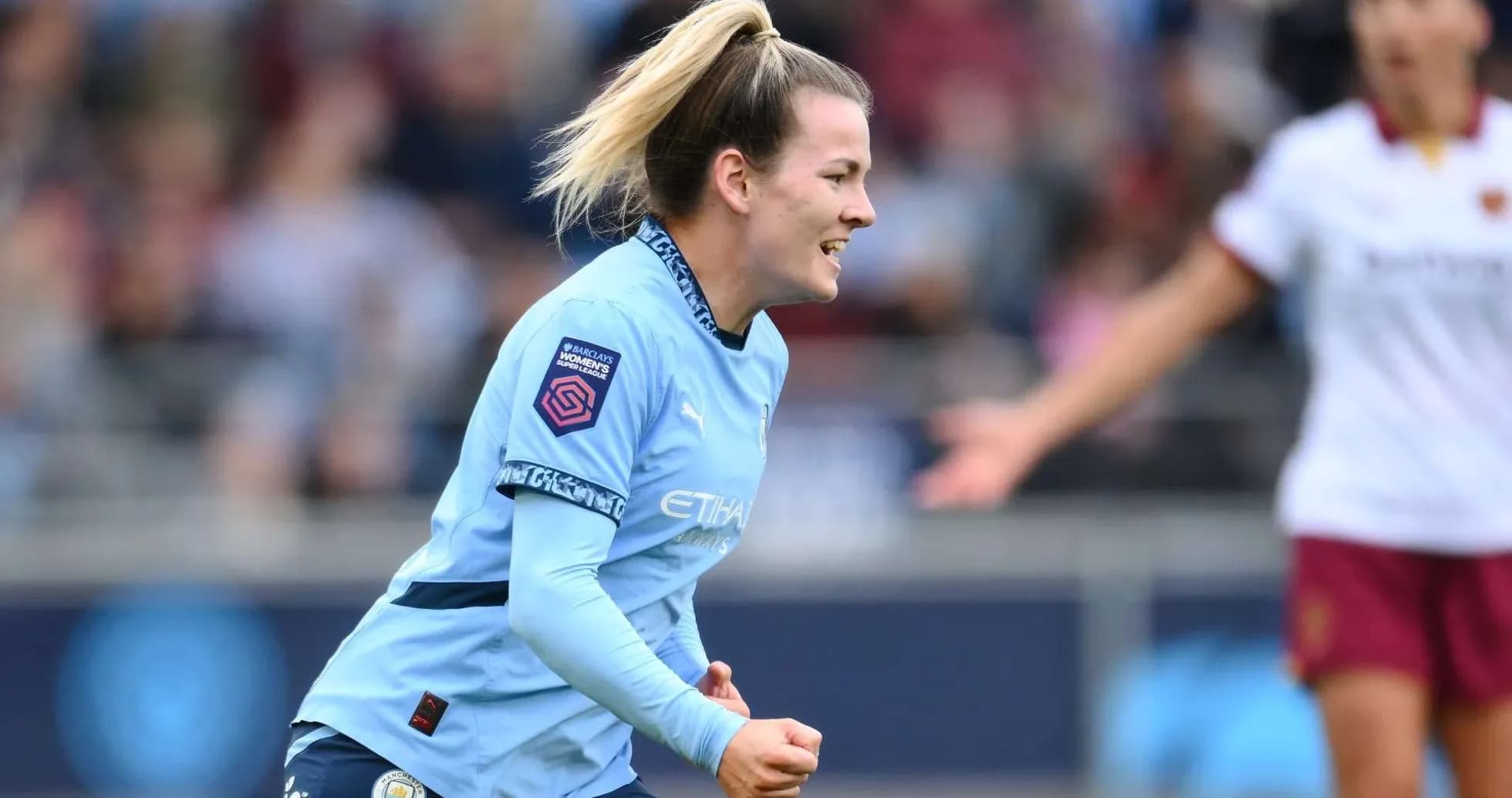 Jugadora de Manchester City celebra un gol