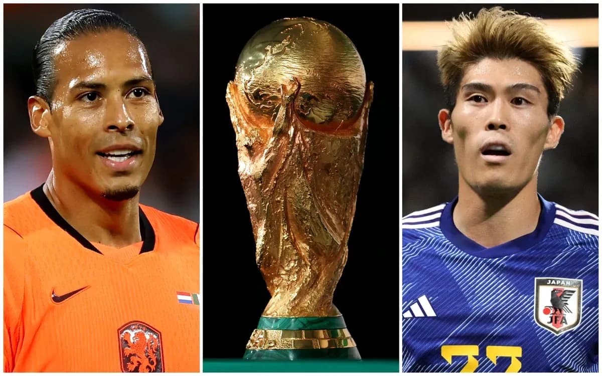 Virgil van Dijk y jugador japonés con trofeo