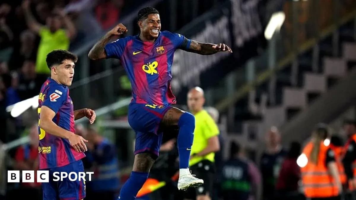 Jugador de Barcelona celebrando un gol en el campo