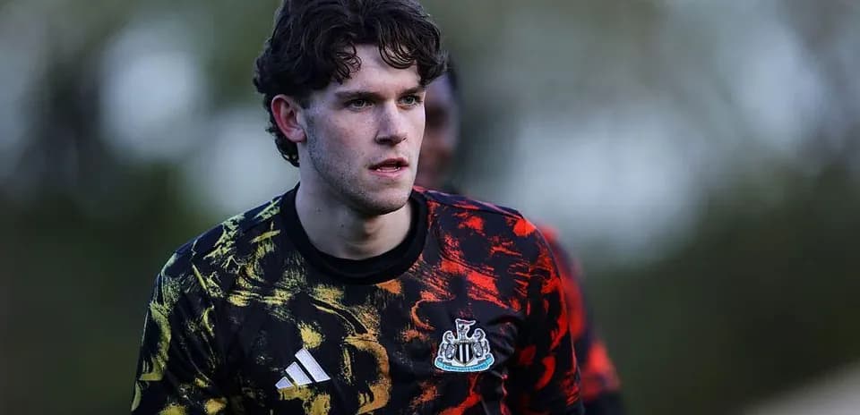 Portero de Newcastle en sesión de entrenamiento