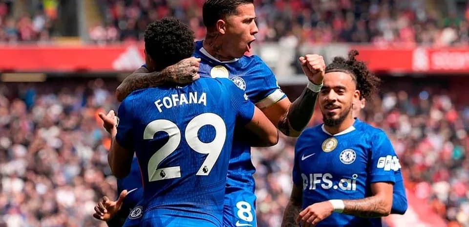 Festejo de jugadores del Chelsea en el partido