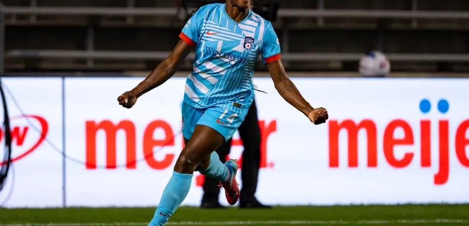 Jugadora de Chicago Red Stars celebrando un gol