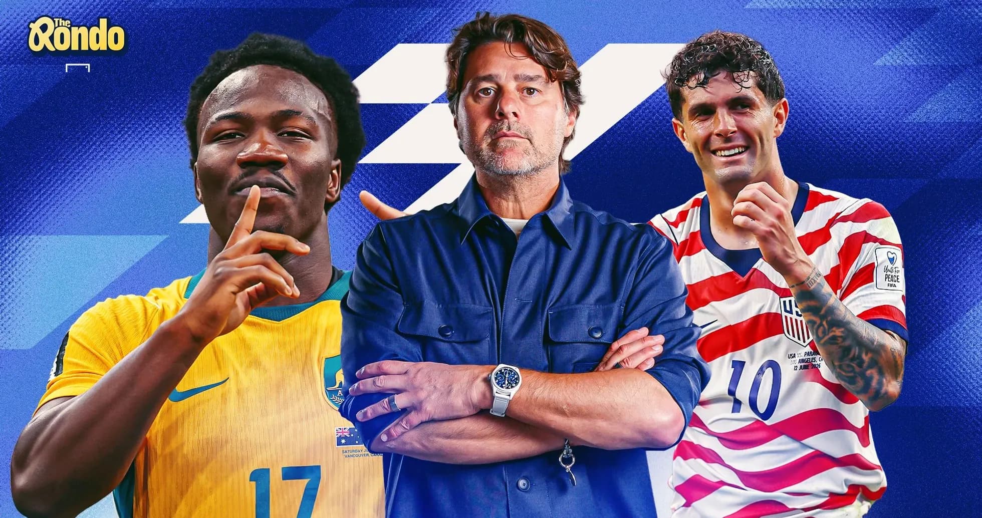 Jugadores de fútbol y entrenador en fondo azul