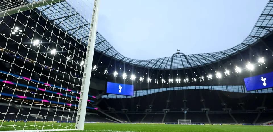 Vista del arco en el estadio Tottenham Hotspur