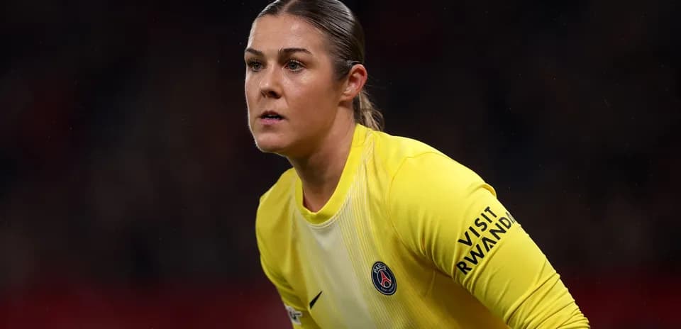 Portera de PSG en acción durante el partido