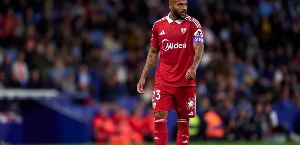 Jugador de Sevilla durante el partido
